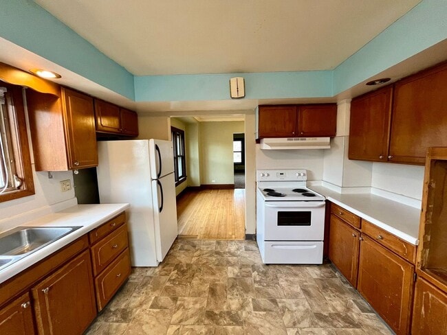 1335 Prospect Ave in Wausau, WI - Building Photo - Building Photo