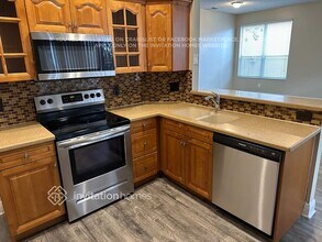 1182 Aviary Rd in Wellington, FL - Building Photo - Building Photo