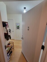 1000 New Jersey Ave SE in Washington, DC - Foto de edificio - Building Photo