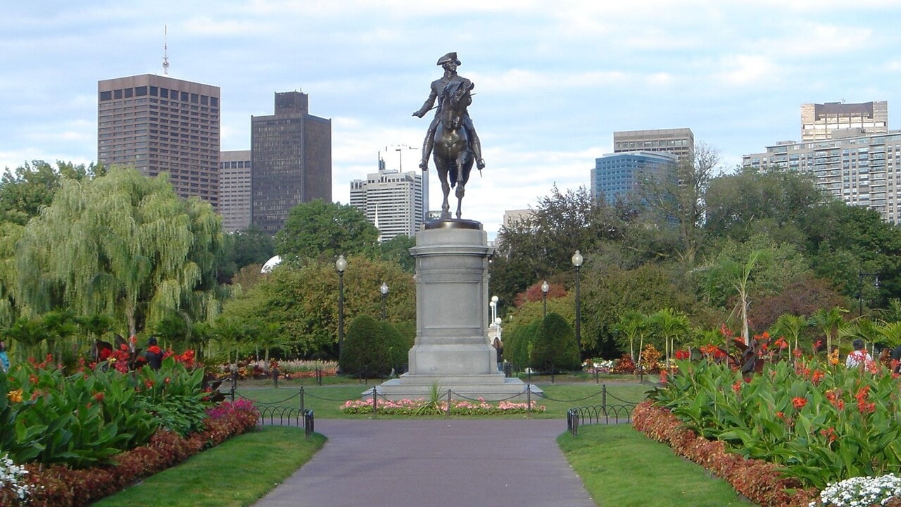 230 S Huntington Ave in Boston, MA - Foto de edificio