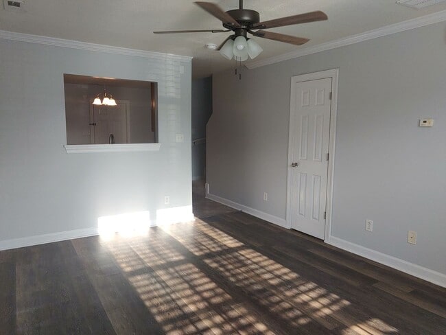 206 Springwood Dr in Jacksonville, NC - Building Photo - Building Photo