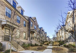 4321 Parkside Pl in Atlanta, GA - Building Photo - Building Photo