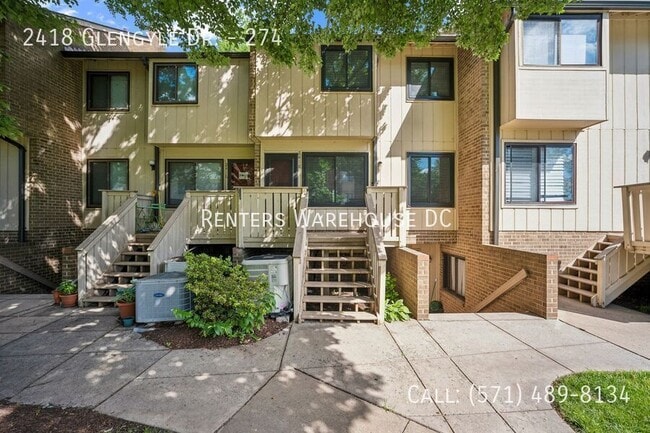property at 2418 Glengyle Dr