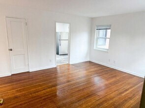 83-144 Fairmont Ave in Kingston, NY - Building Photo - Building Photo