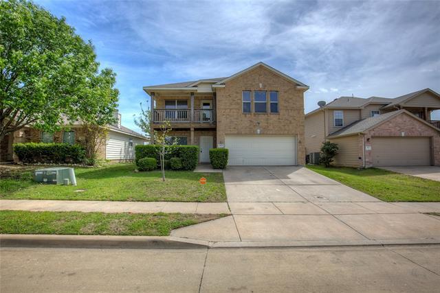 1057 Castle Top Dr in Haslet, TX - Building Photo