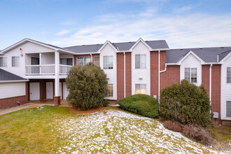 Lexington Village in Pleasant Prairie, WI - Building Photo - Primary Photo