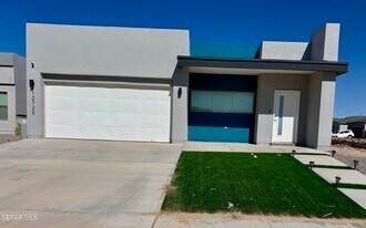 12725 Don Norte St in El Paso, TX - Building Photo