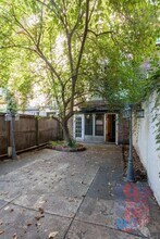 230 E 32nd St in New York, NY - Building Photo - Building Photo