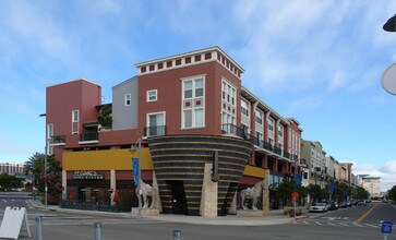 5633-5667 Bay St in Emeryville, CA - Building Photo - Building Photo