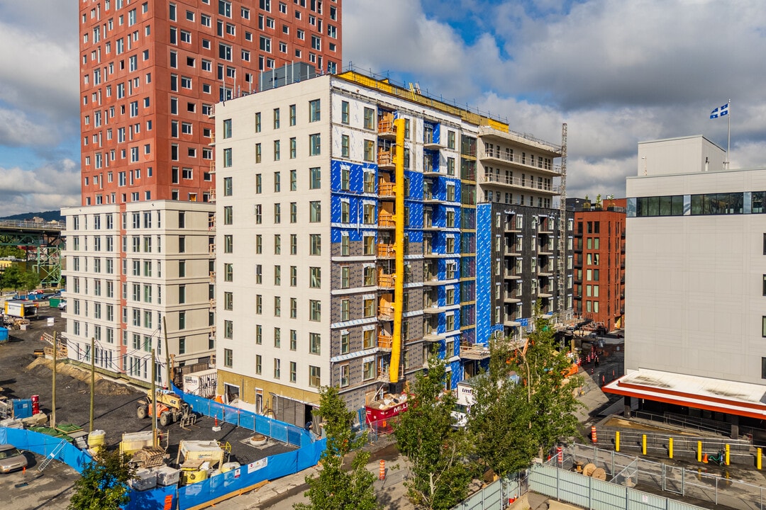1200 Parthenais Rue in Montréal, QC - Building Photo