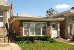 3705 S 54th Ave in Cicero, IL - Building Photo