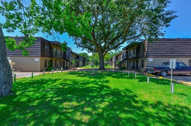 property at 1518 East Ave