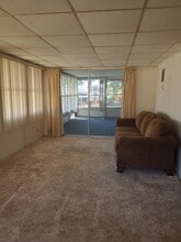 1533 Lakeview Dr in Tavares, FL - Building Photo - Building Photo