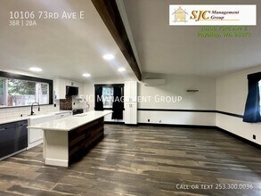 10106 73rd Ave E in Puyallup, WA - Building Photo - Building Photo