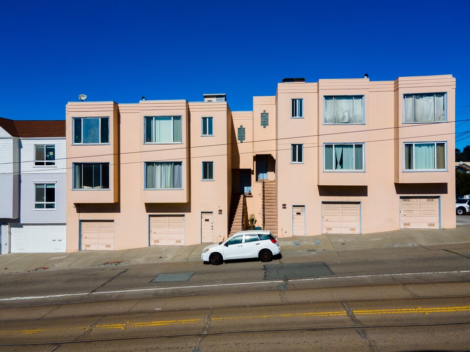 1710-1718 Judah St in San Francisco, CA - Building Photo