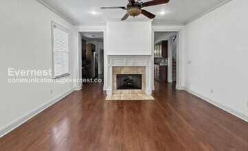 2067 Ross Park Way in Birmingham, AL - Building Photo - Building Photo