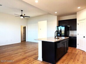 208 Wakely Ct in Lafayette, LA - Building Photo - Building Photo