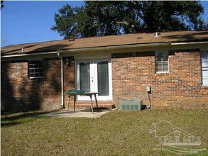 5701 Scotland Rd in Pensacola, FL - Building Photo - Building Photo