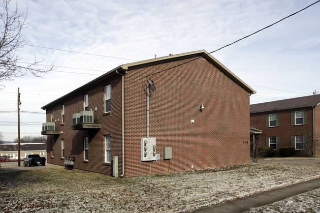 8508 Standing Oak Dr in Louisville, KY - Building Photo - Building Photo