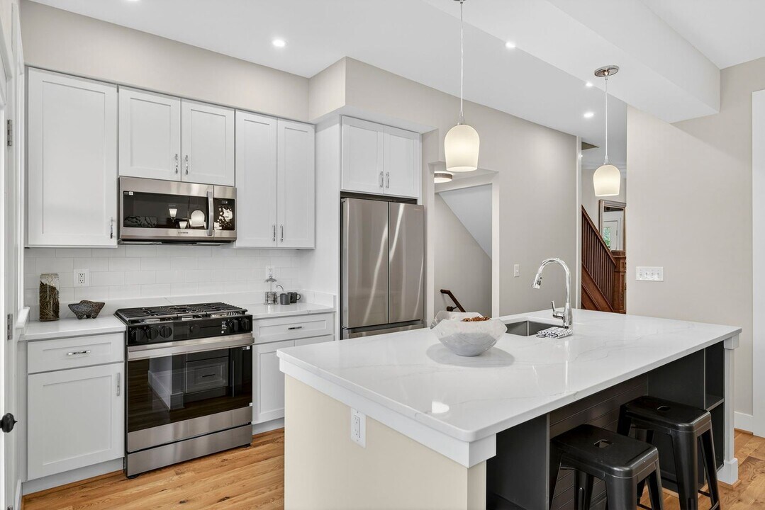 1417 Potomac Ave SE in Washington, DC - Building Photo