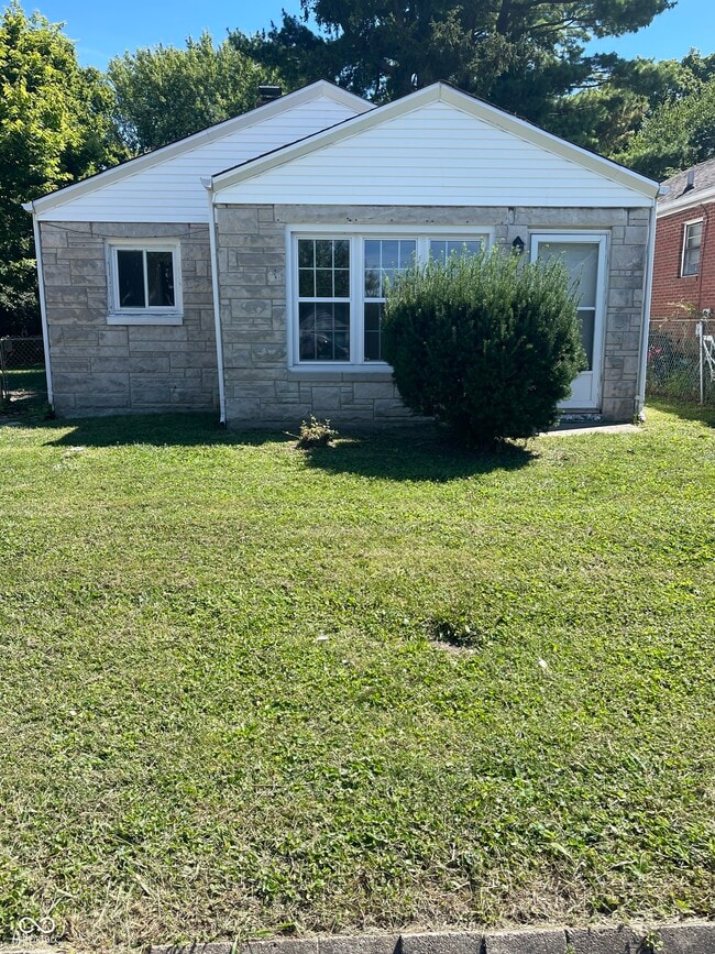 property at 241 N 19th Ave
