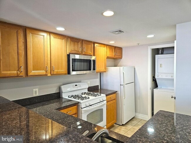 414 Water St in Baltimore, MD - Foto de edificio - Building Photo