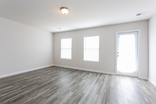 110 Enchanted Walk in Pickens, SC - Building Photo - Building Photo
