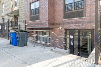 370 E 158th St in Bronx, NY - Building Photo - Building Photo