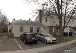 33 Cannon Rd in East Hartford, CT - Building Photo