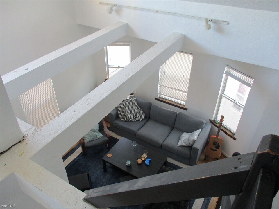 8 Parker Hill Ave-Unit -Apt 3D in Boston, MA - Building Photo