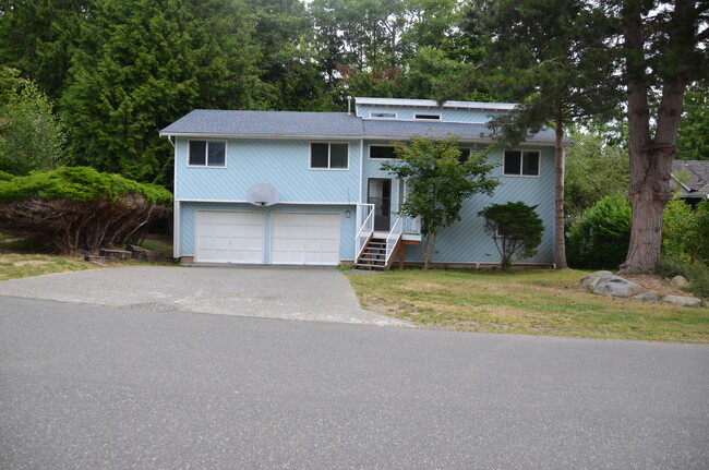 property at 3700 Beazer