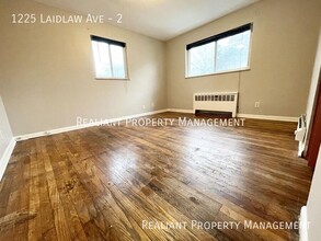 1225 Laidlaw Ave-Unit -2 in Cincinnati, OH - Building Photo - Building Photo