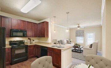 12410 W Little York Rd in Houston, TX - Building Photo - Building Photo