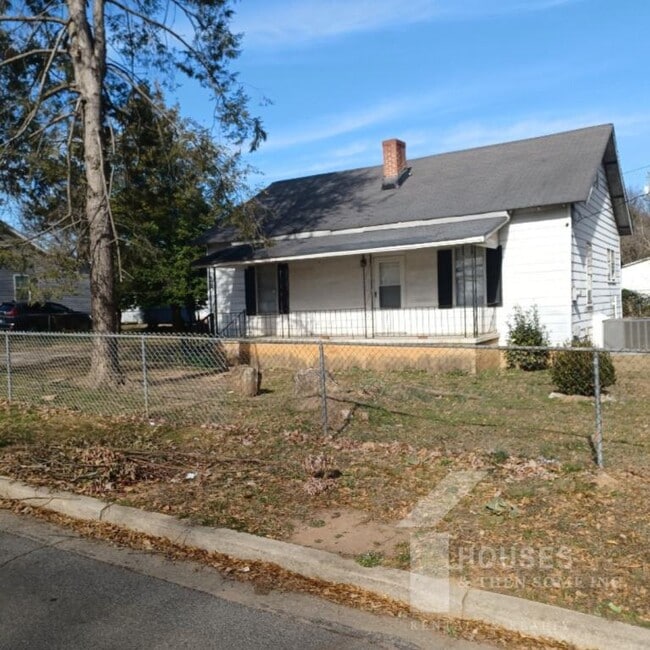 property at 18 21st St