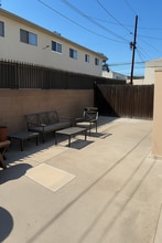 237 N Park Ave in Montebello, CA - Building Photo - Building Photo