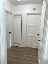 4128 W Toluca Lake Ave in Burbank, CA - Foto de edificio - Building Photo
