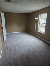 9527 Glenn Abbey Way in Jacksonville, FL - Foto de edificio - Building Photo