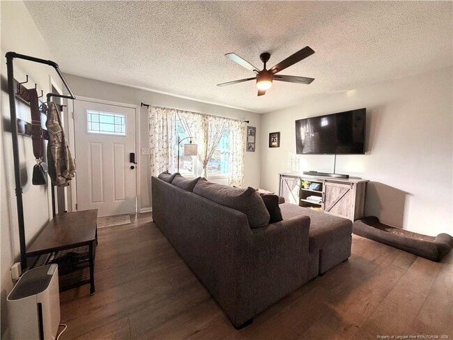 3216 Brinkley Dr in Spring Lake, NC - Building Photo - Building Photo