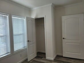 5605 Laura St in Zephyrhills, FL - Building Photo - Building Photo