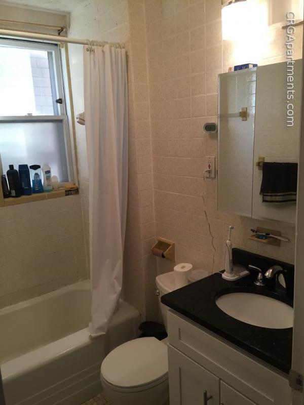 38 Cherry St, Unit 1 in Somerville, MA - Building Photo - Building Photo
