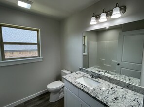 21 Watch Hl Dr in Durant, OK - Building Photo - Building Photo