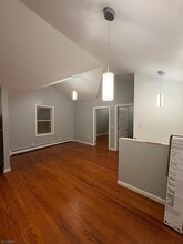 65 Grove St in Bloomfield, NJ - Foto de edificio - Building Photo