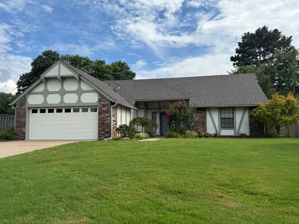 9620 River Ridge Rd in Fort Smith, AR - Foto de edificio