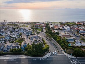 22 Chelsea in Dana Point, CA - Foto de edificio - Building Photo