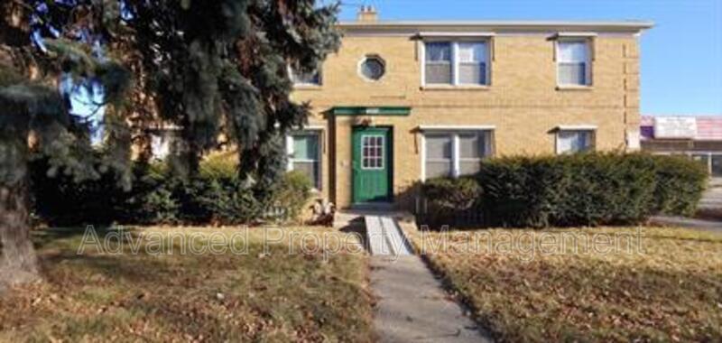 4522 N Teutonia Ave in Milwaukee, WI - Building Photo