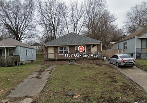 1137 Oakland Ave in Kansas City, KS - Building Photo
