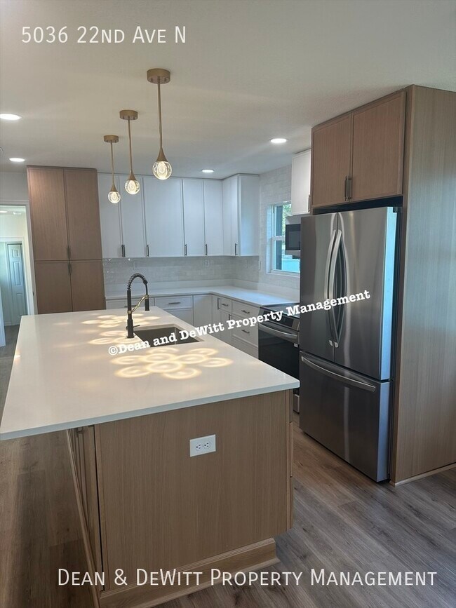 5036 22nd Ave N in St. Petersburg, FL - Building Photo - Building Photo