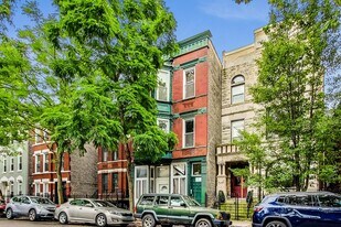 1645 W Huron St in Chicago, IL - Building Photo