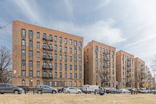 75 W Mosholu N in Bronx, NY - Building Photo