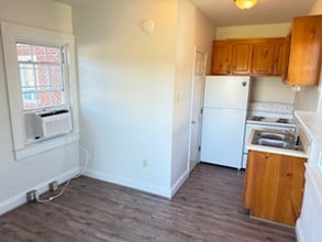 147 Sprouses Corner Rd in Dillwyn, VA - Foto de edificio - Building Photo